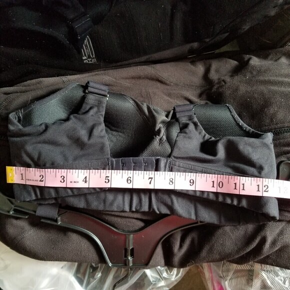 Under Armour Black Eclipse High Impact Sports Bra Hook And Loop Back Closure - Picture 12 of 16